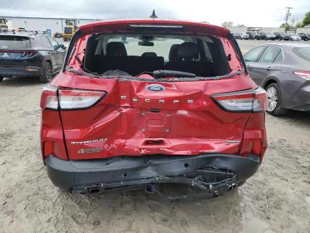 2022 Ford Escape Titanium