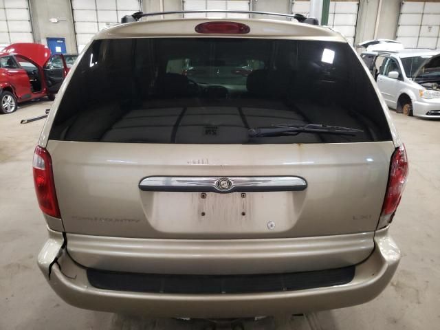 2003 Chrysler Town & Country LXI