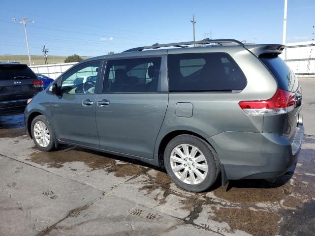 2014 Toyota Sienna XLE