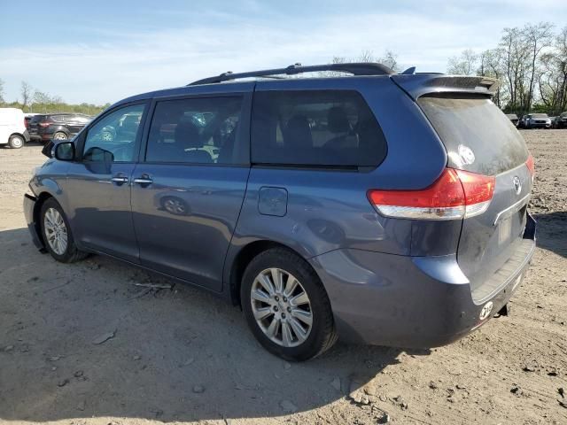 2013 Toyota Sienna XLE