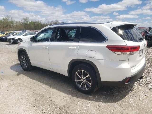 2018 Toyota Highlander SE