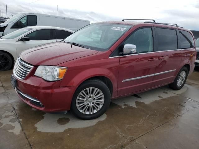 2015 Chrysler Town & Country Touring L