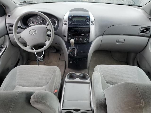 2008 Toyota Sienna CE