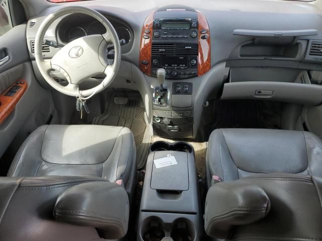 2006 Toyota Sienna XLE