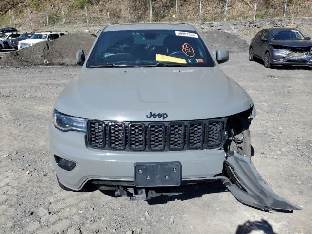 2020 Jeep Grand Cherokee Laredo