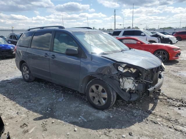 2010 Toyota Sienna CE