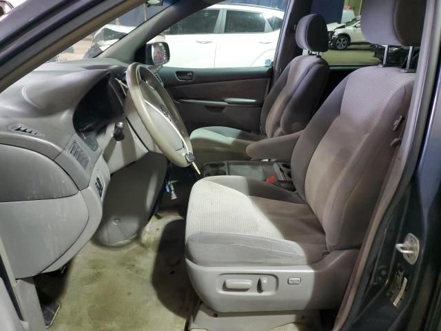 2007 Toyota Sienna CE