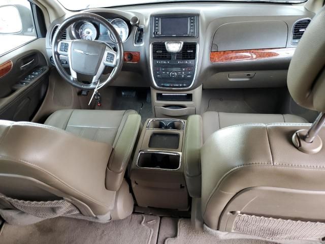 2012 Chrysler Pacifica T