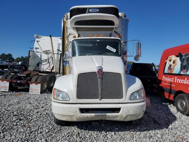 2019 Kenworth Construction T270