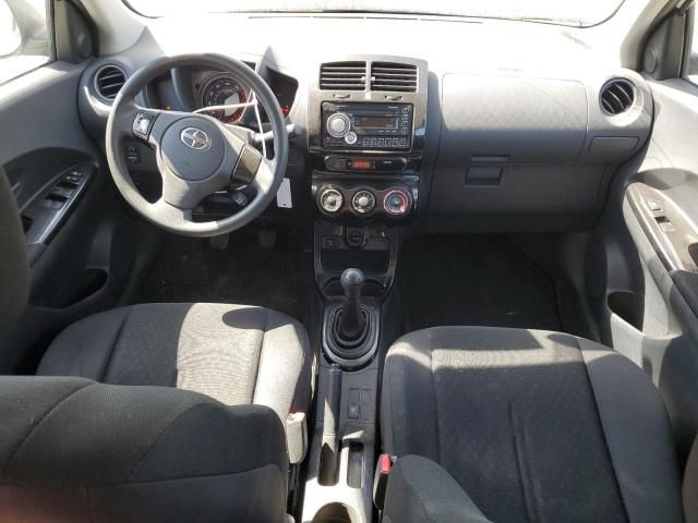 2010 Scion XD