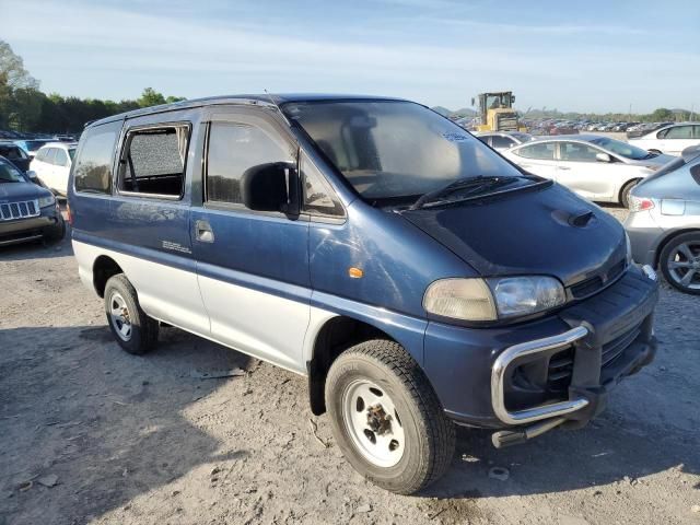 1996 Mitsubishi Delica