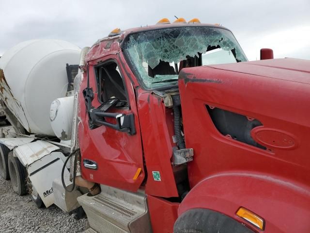 2018 Peterbilt 567