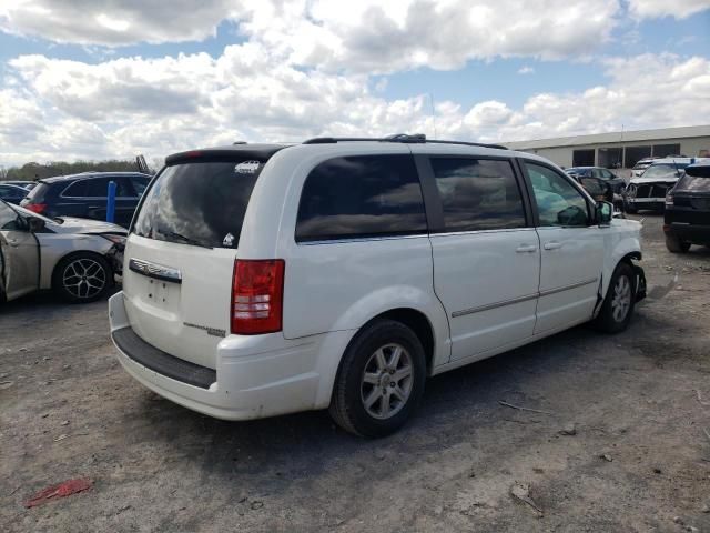 2010 Chrysler Town & Country Touring