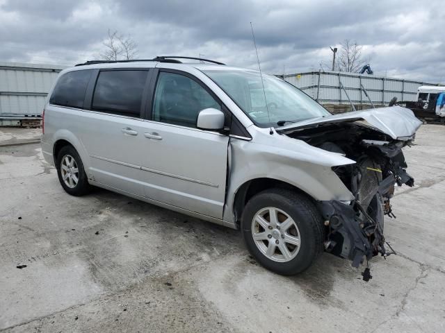 2010 Chrysler Town & Country Touring