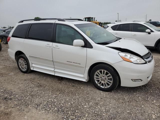 2008 Toyota Sienna XLE