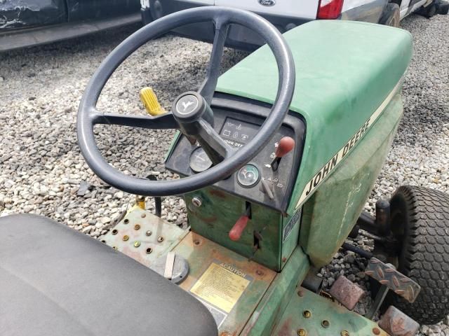 1988 John Deere Lawnmower