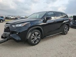 Salvage cars for sale at Houston, TX auction: 2020 Toyota Highlander XLE