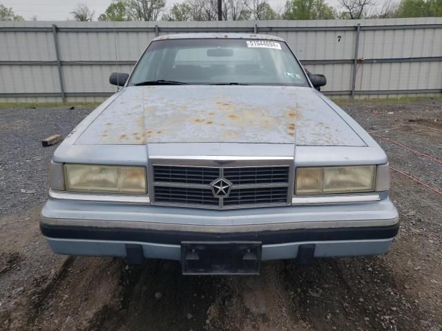 1993 Dodge Dynasty LE