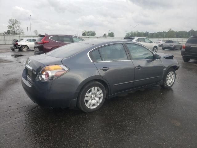 2010 Nissan Altima Base