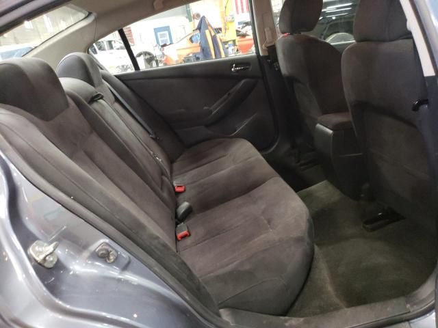 2010 Nissan Altima Base