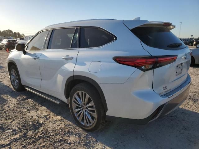 2022 Toyota Highlander Platinum