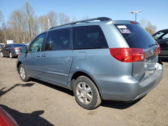 2009 Toyota Sienna CE