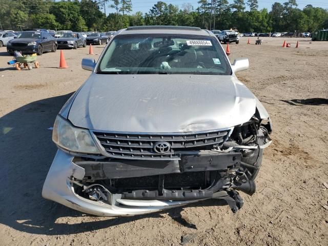 2003 Toyota Avalon XL