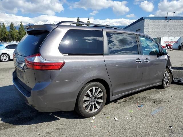 2019 Toyota Sienna XLE