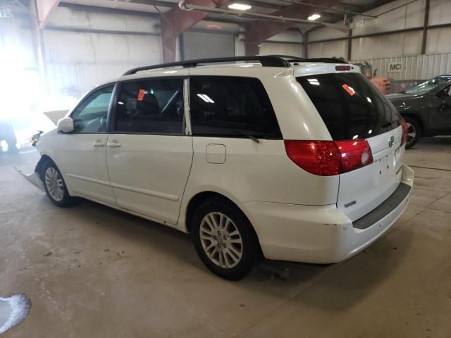 2009 Toyota Sienna XLE