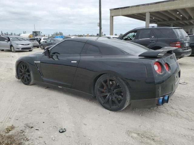 2009 Nissan GT-R Base