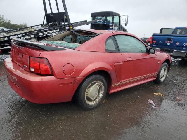 2000 Ford Mustang