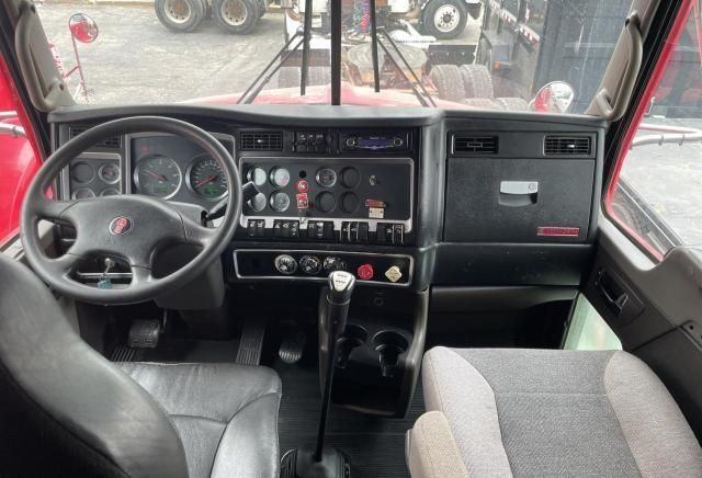 2008 Kenworth Construction T800