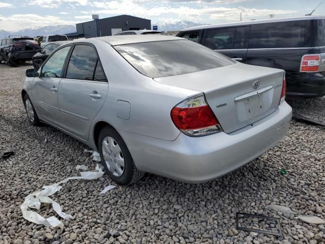 2005 Toyota Camry LE