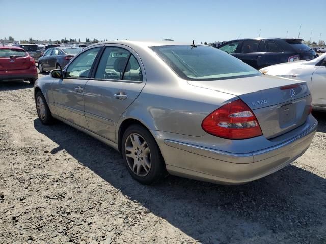 2005 Mercedes-Benz E 320