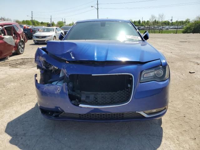 2019 Chrysler 300 S