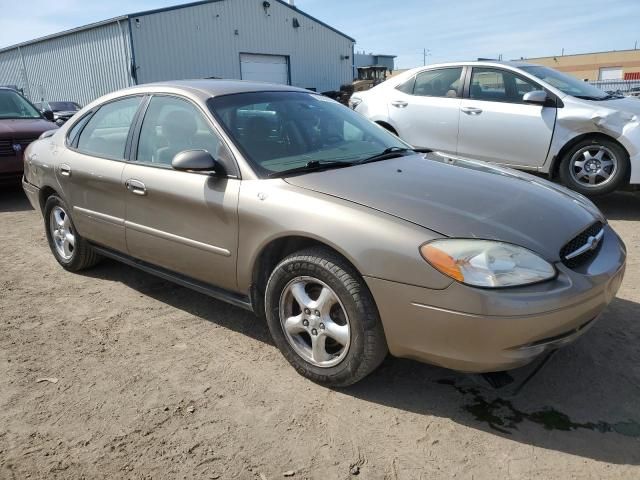 2002 Ford Taurus SE