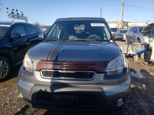 2011 KIA Soul +