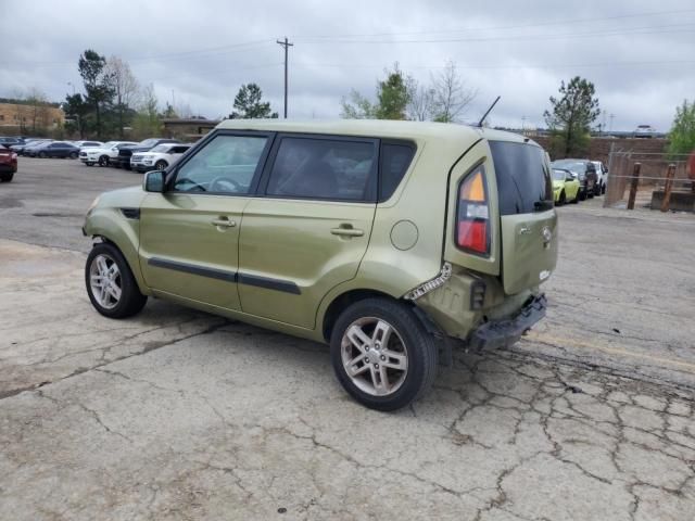 2011 KIA Soul +