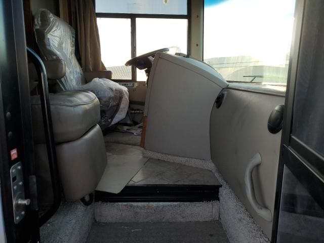 2008 Winnebago 2008 Freightliner Chassis X Line Motor Home