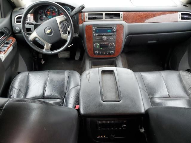 2014 Chevrolet Suburban C1500 LT