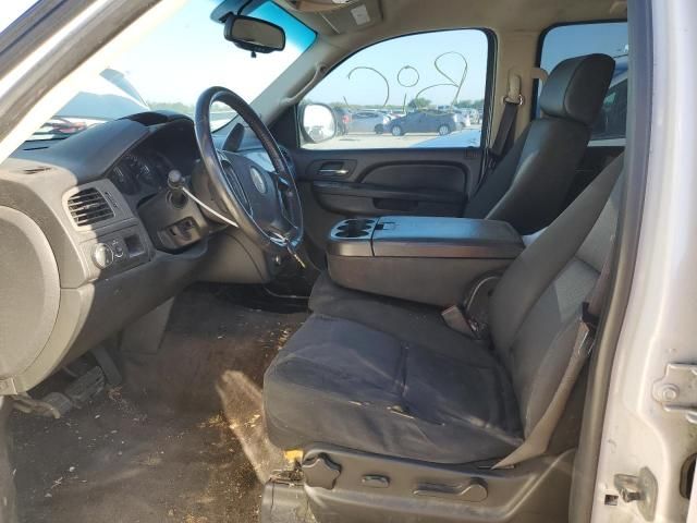 2010 Chevrolet Suburban C1500  LS