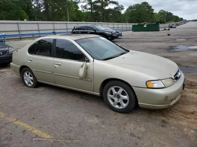 1999 Nissan Altima XE