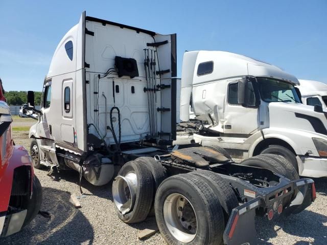 2022 Freightliner Cascadia 126