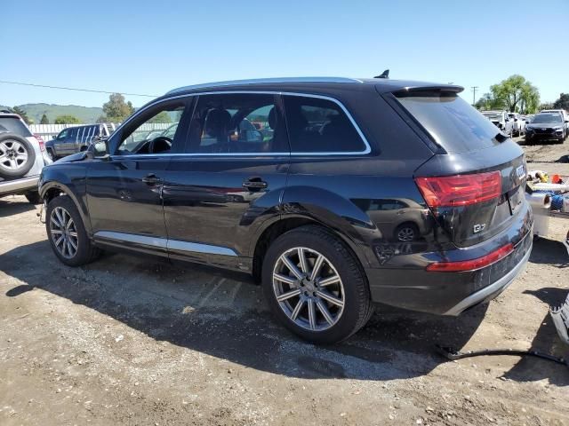 2019 Audi Q7 Premium Plus