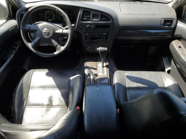 2004 Nissan Pathfinder LE