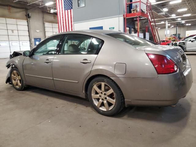 2004 Nissan Maxima SE