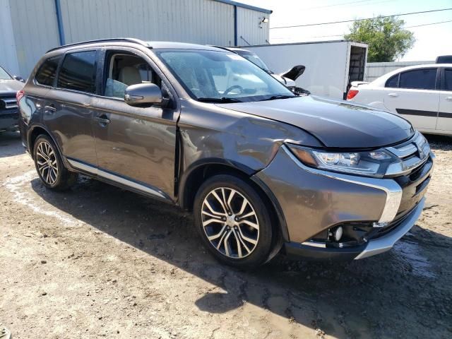 2016 Mitsubishi Outlander SE