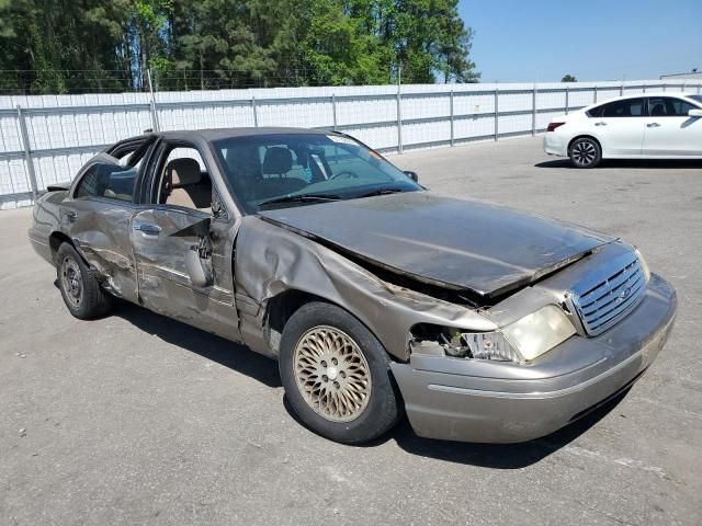 2003 Ford Crown Victoria