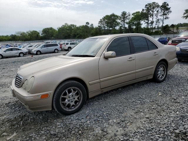 2001 Mercedes-Benz E 320