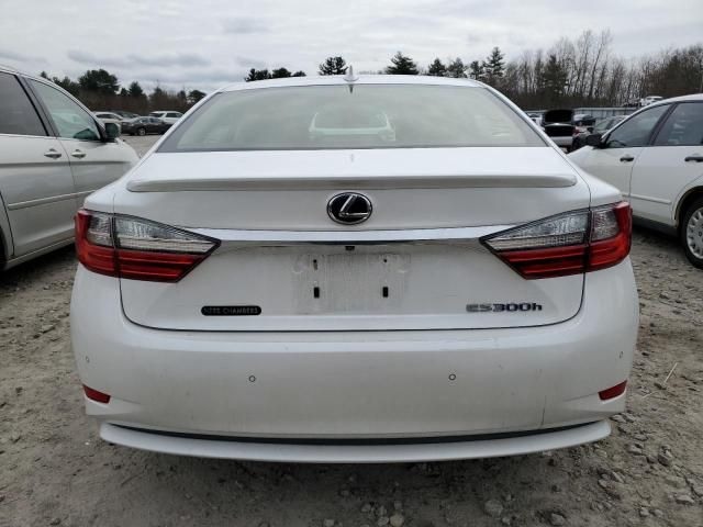 2016 Lexus ES 300H